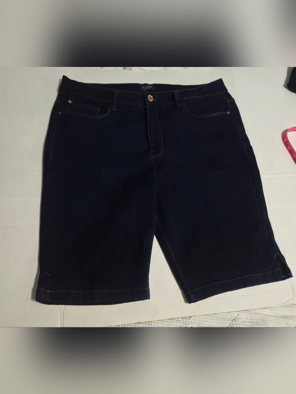 Curve Appeal Size 16W Dark Navy Knee-Length Stretch Denim Shorts